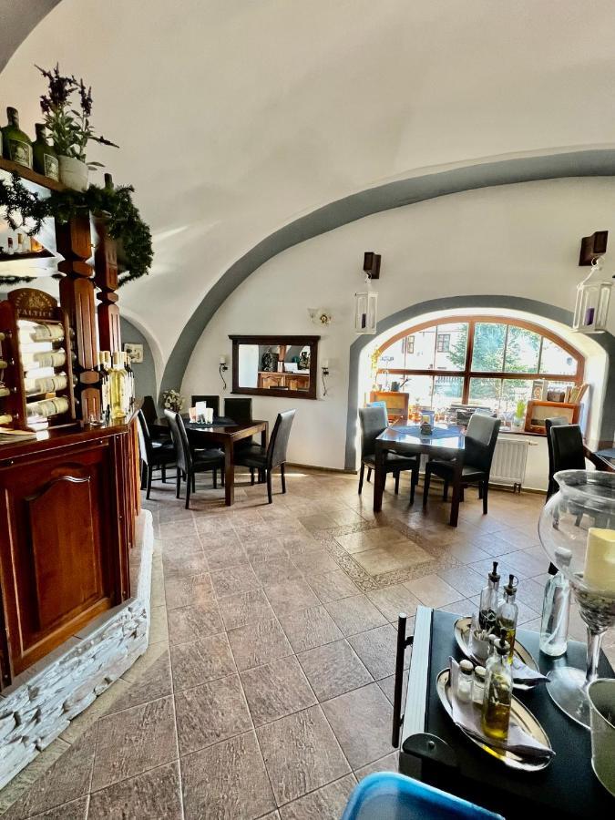 Hotel Jiricna Сушице Экстерьер фото