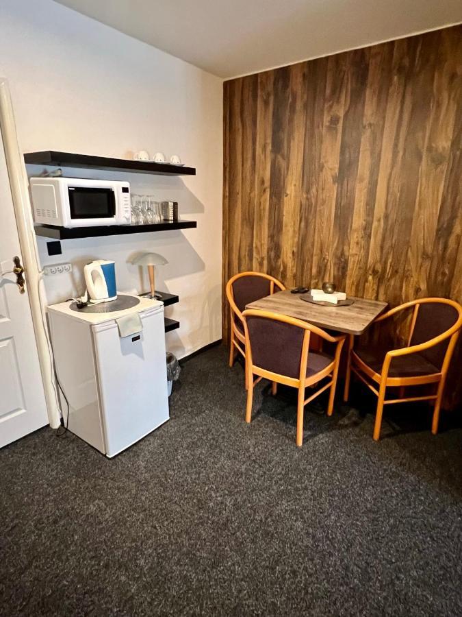 Hotel Jiricna Сушице Экстерьер фото